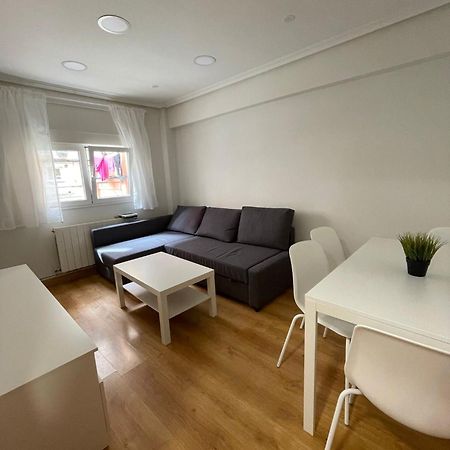 Apartamento Apartamento En El Centro - Cercano A La Playa Santander Exterior foto